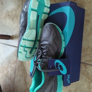 Asics Gel Nimbus 19 Lite Show Women's 9